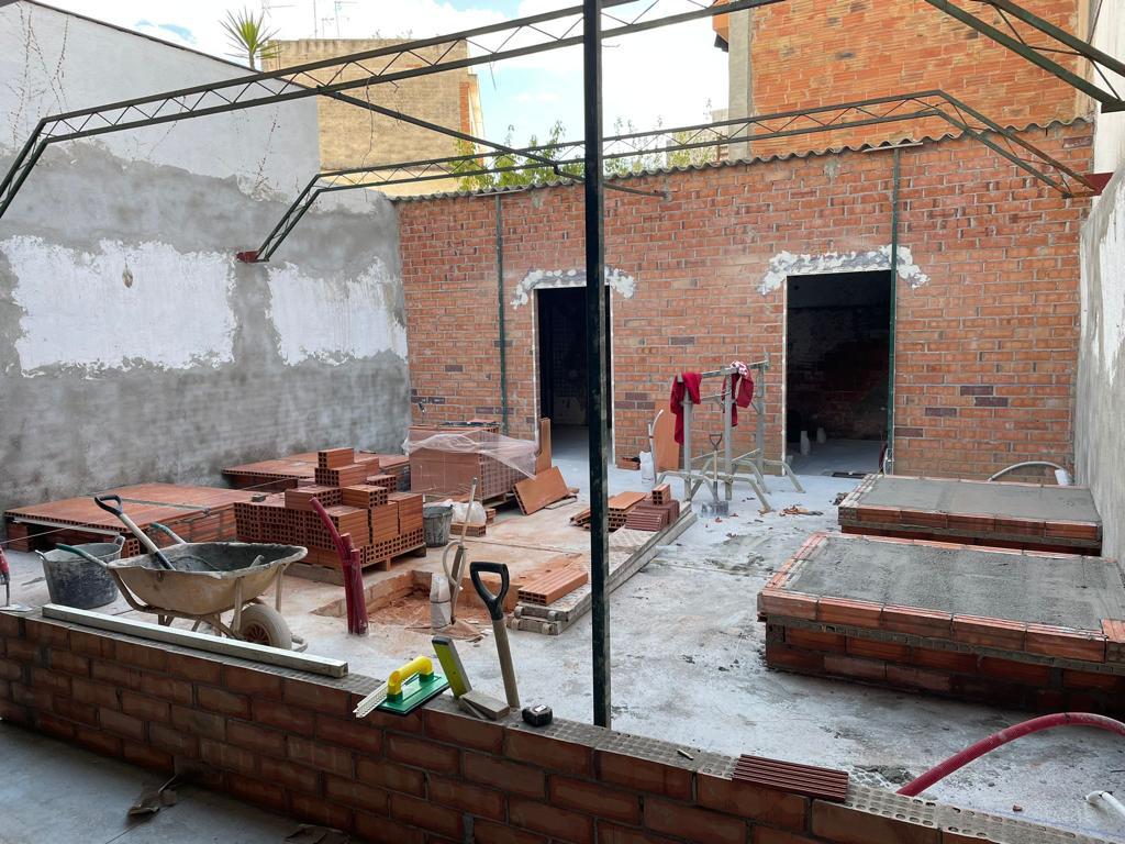 Construction of Chicken & Fish Restaurant in Pineda de Mar
